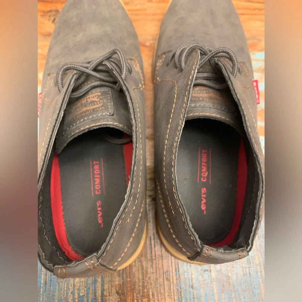 Levi’s Men's Sonoma Wax Chukka Boot - Size‎ 8.5
